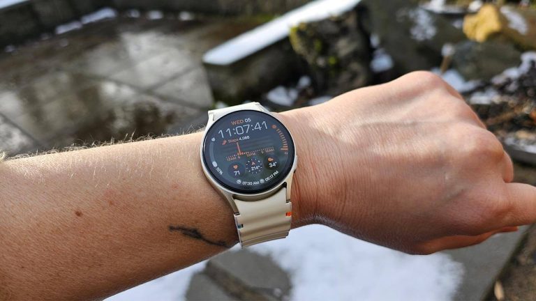 SAMSUNG Galaxy Watch 7